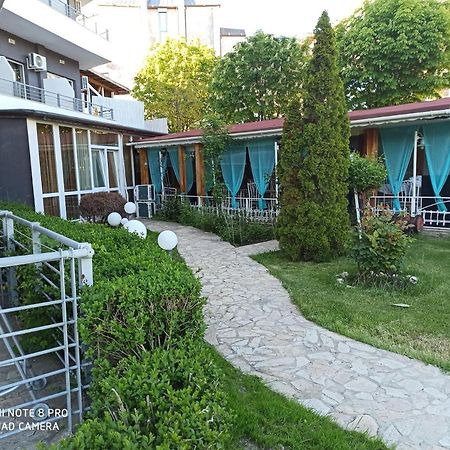 Danita Apartments & Diva Restaurant Bbq&Pool Bar Βάρνα Εξωτερικό φωτογραφία