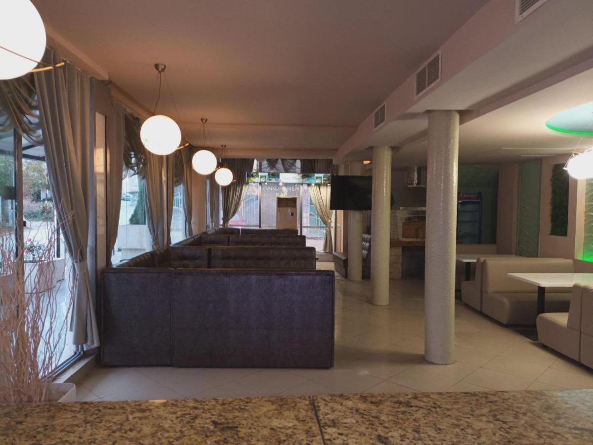 Danita Apartments & Diva Restaurant Bbq&Pool Bar Βάρνα Εξωτερικό φωτογραφία
