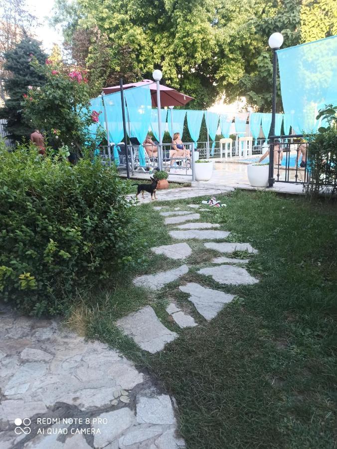 Danita Apartments & Diva Restaurant Bbq&Pool Bar Βάρνα Εξωτερικό φωτογραφία