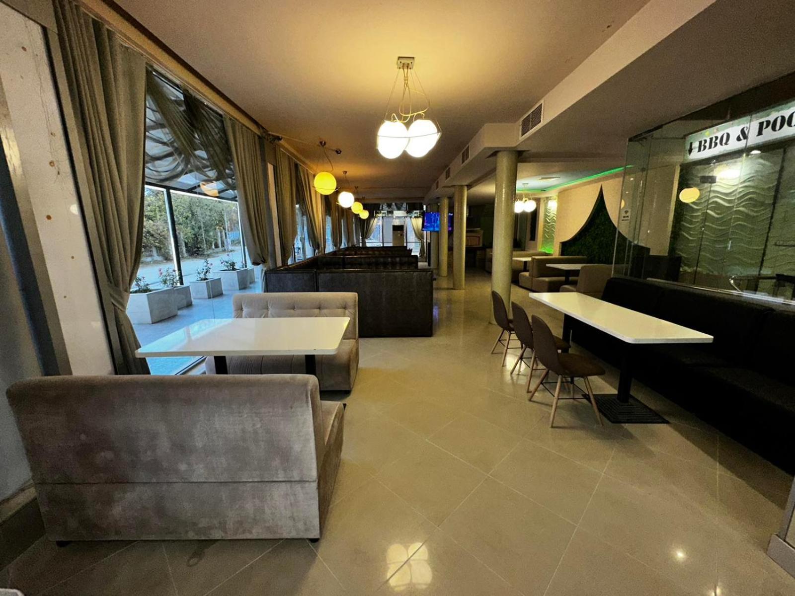 Danita Apartments & Diva Restaurant Bbq&Pool Bar Βάρνα Εξωτερικό φωτογραφία