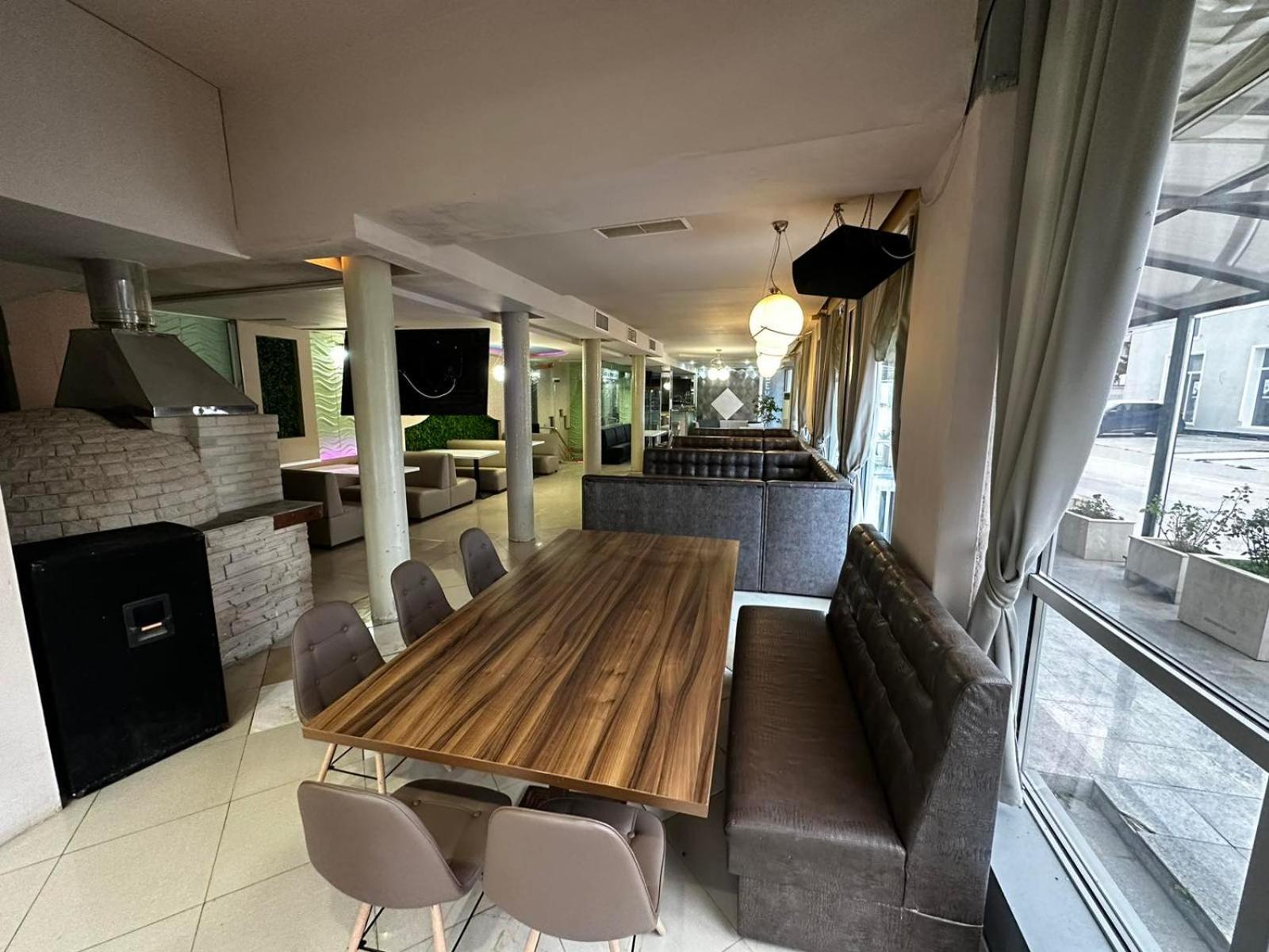Danita Apartments & Diva Restaurant Bbq&Pool Bar Βάρνα Εξωτερικό φωτογραφία